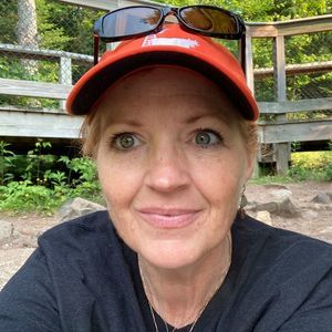 Meet your Posher, Debbie